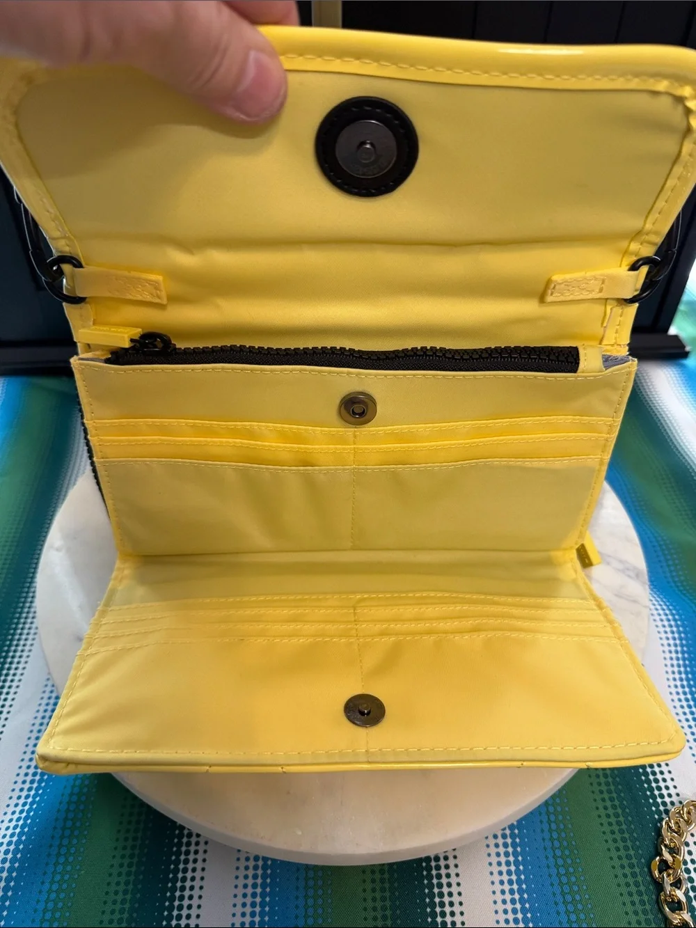 Ihkwip vibrant yellow